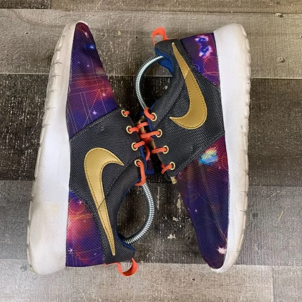 Nike Big Kids Size 6Y Roshe One Galaxy Print Athletic Sneakers Multicolor